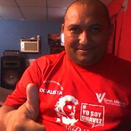 Médico integral comunitario. chavista y revolucionario de corazón.