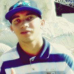 ser solteiro que é vantagem, tú dorme na putaria &' acorda na sacanagem ♪