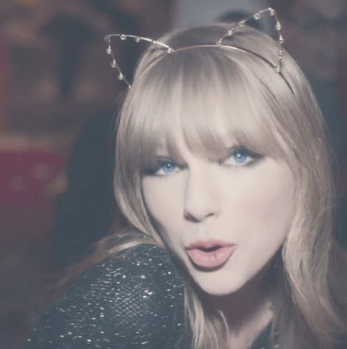 Ive been In the best and longest relationship with @taylorswift13 for 6 years now and going strong! ;)