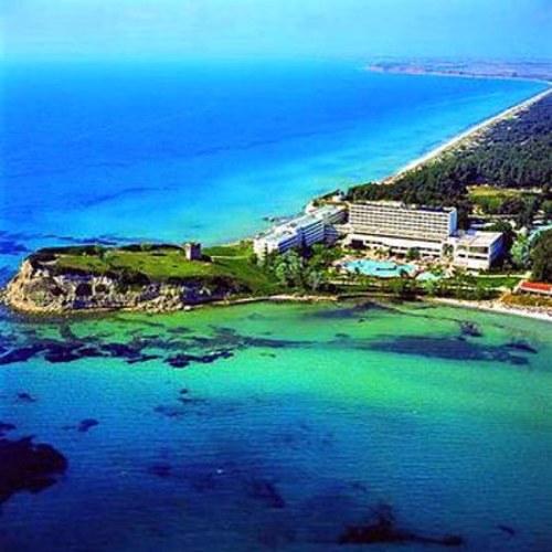 PeloponneseRP's profile picture. A mansion on Peloponnese Island in Greece. Cheek the website for more details and open roles.