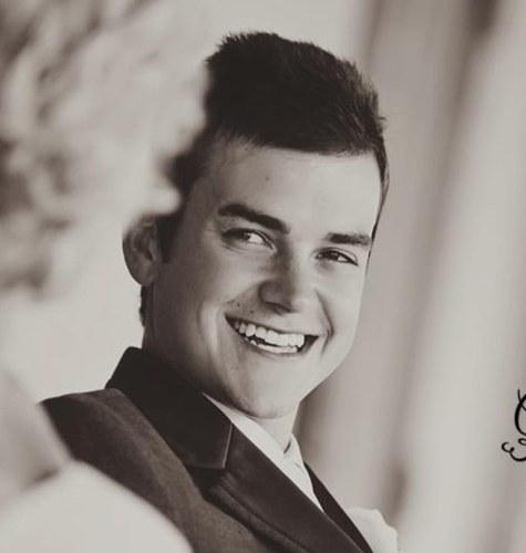Chiropractor. Husband. UNL alum. #gbr