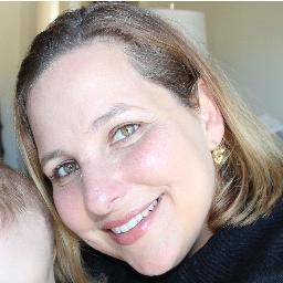 Debora95810927's profile picture. Biker lover, enjoy motherhood , nutrition and genuine interest in people well-being. Searching for growth and self-development by self-experimenting.