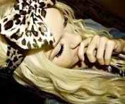 LivinBlondee's profile picture. If you were born blonde, you were born a Queen. #LivinBlonde