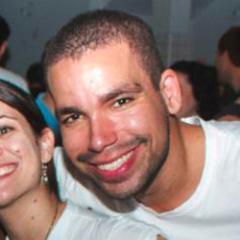 correaa_romulo's profile picture. :)