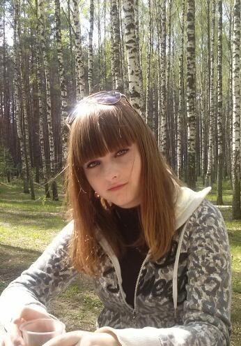 Ну я разная. Вредная принцесса. Добрая фея. Опытная стерва. Смотря какое настроение. Взаимный Фолловинг