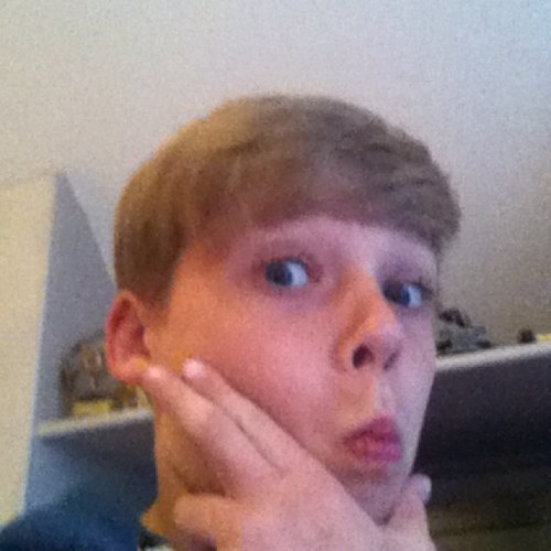 Rennygreen123's profile picture. 