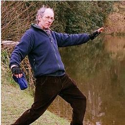 buryembroidery's profile picture. Land Artist ; En Plein Air Painter ; get your hands in the dirt - can't go wrong !
Instagram #iangordonashlemon