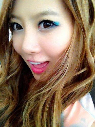 김다희 G.L.A.M from da mars