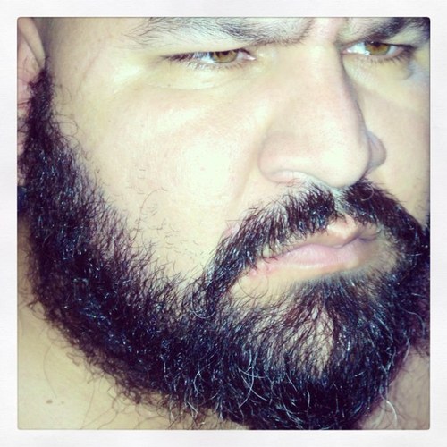 birrologo, gordo denso pelado y con barba, cerrista, amante de los asados!
