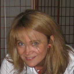Frelance translator & interpreter. Sworn translation