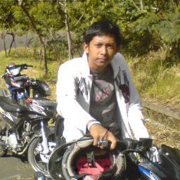 Ambillah Hikmah Dri Masa' Lalu, dAN lihATlah kE depan Untuk Masa' Depan Dirimu ..

I just Wanna Some FoolbAck, From All Of U .. :)