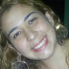 Antes de afogar-se o que importa é não importar-se,não enlouquecer e manter-se colorido. O que esvai é tinta fresca(...) C.A