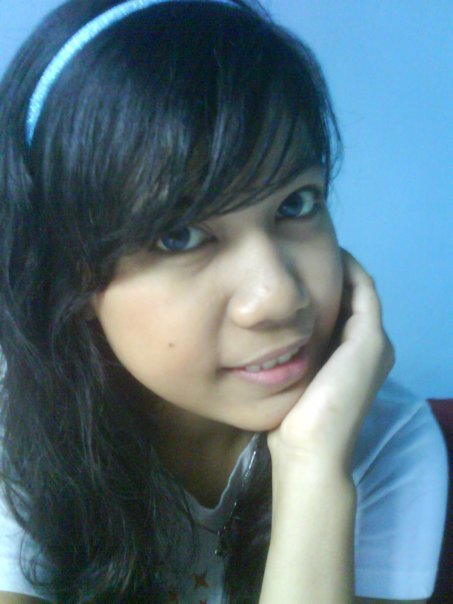 moy_cute's profile picture. 