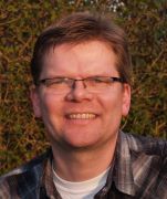 Independent IT and Test Consultant – Family man – Globetrotter – Committed – Co-operative – Socially minded