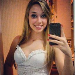 Se a vida não é do jeito que se quis, a ideia é procurar um caminho que te deixa feliz...  CORINTHIANS (: Amo a  @_naathmartins :* 3bjos