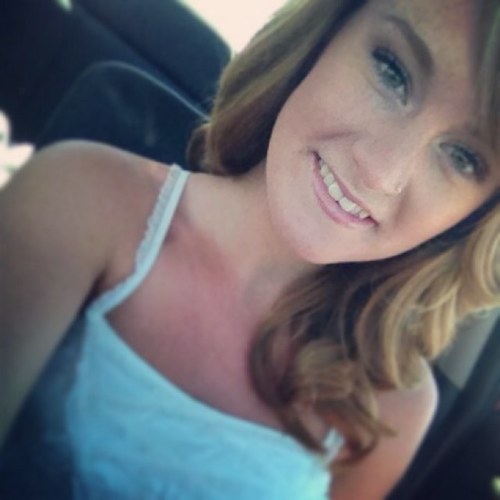 coraleawb's profile picture. 