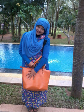 sherlly_adja's profile picture. 