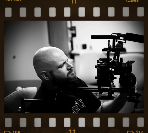Full Immersion Films is an independent production company owned and operated by brothers Andrew & Ross McNevin of Houston, Texas

http://t.co/uaIJnTWi6f
