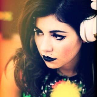 ♡ wake up and smell the coffin ♡ saw marina in concert may 14th 2013