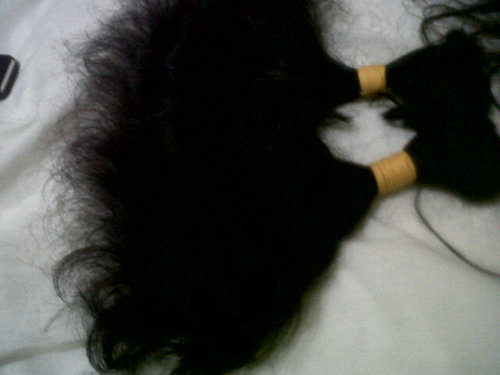 Natural human hair seller