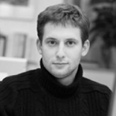 I am HCI researcher at CNRS - Sorbonne Universite