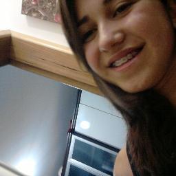 Sempre sorrindooo ... festas e mais festaas haha' ;)