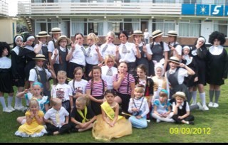 MollieMollmoo10's profile picture. 