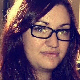 anelehnita's profile picture. Nací entre pinturas, fotos viejas y publi, crecí rebelde e inconformista, los años han limado mis esquinas, ahora especialista en plasmar lo que estas pensando