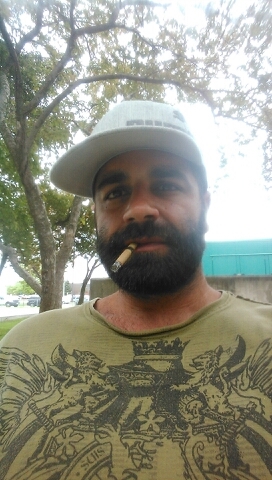 caveman_mm's profile picture. Life isn’t what we expect, but it is what we make of it.