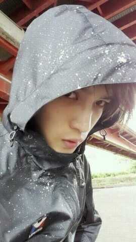 I'm is both Kim Jaejoong I'm so hot,so cool,so sweet Nice to meet you everyboby You can greet me in mention and DM Do you know!!!