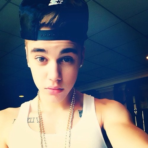 Dedicated Belieber ❤ Fan Account ❤ Saw my Idol on the 2nd of March ❤ Never leaving this family ❤