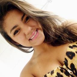 .há mil formas para sorrir,mais só uma para ser feliz .. ♫ Bob Marley s2”