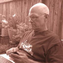 UncleXOQ's profile picture. Writer