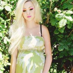 ★having fun and being me♥
#team me #team barbie rate:to sexy [][][][][]loaded...100% ♥♥♥♥