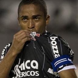 ზ Minha vida se resume em Jorge Henrique de Souza ♥ Fã Club dedicado ao Grande Jogador @_JorgeHenrique .. Criado 08/06/2012