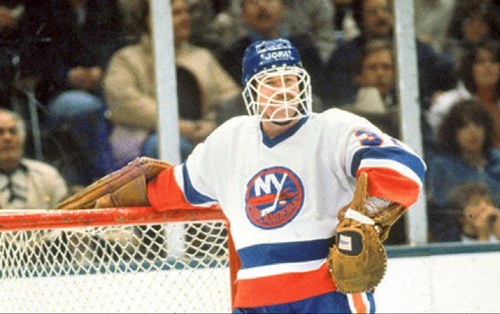 EverythingHKY's profile picture. Just that beauty tender living the dream