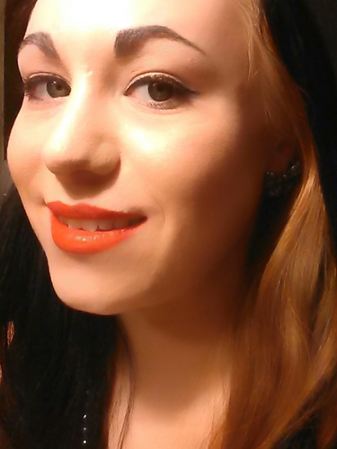 FoxyRoxyRoxIt's profile picture. “Find what you love and let it kill you.” ― Charles Bukowski