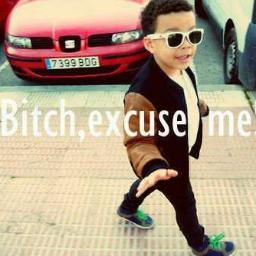 Tieneraccount, tienertweets etc.
Started on 23-05-13. 

Persoonlijk account : @CHRiMSONCHiN_