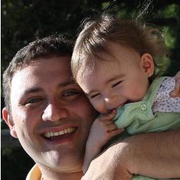 Hijo de Dios, esposo, padre, arquitecto, sirvo a Dios con todo mi corazón, mente y fuerza!