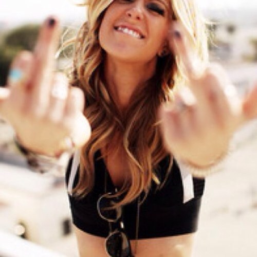 extrava_cunt's profile picture. I'm extravagant & an extrava-cunt, I drink, I smoke, I have friends and a bf, Don't like it don't follow, I can't help it, Canadian, 17, birthdays in july ✌