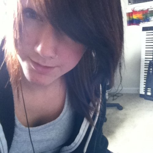 Music=life.
~Marching band geek~
ATL, OM&M, Slipknot, Volumes, Parkway Drive.
*Post hardcore for life.