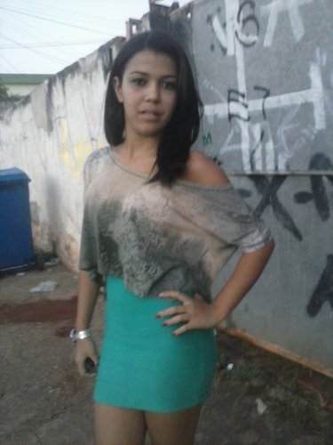 '8) essa é pra vcs recalcada , que nao gostaa de mim .'' Na moral vaoo see fudde ,''