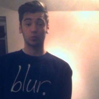 OwenFitch's profile picture. If your cocks over 8 inches dm me