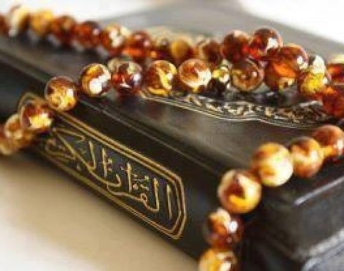 Batah8's profile picture. أخشى أن أموت فجأه دون أن ارتب توبه في صدري ،يارب أغفرلي إذا مت وسخرلي من يدعو لي بعد موتي وأجعل مابقي مني أثر طيب .. أستغفر الله ..