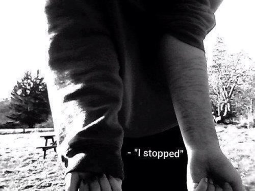 Ana.Mia.Depressed.Broken.SelfHarmer.Ugly.TrustIssues.Bipolar.Suicidal.Anxienty. Nobody can save me.