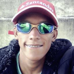 UM GUERREIRO DE FÉ NUNCA GELA NÃO AGRADA O INJUSTO E NÃO AMARELA ♪