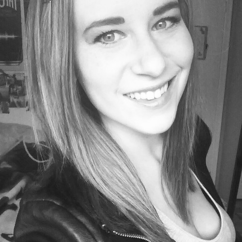 lukian0w's profile picture. 90s bitch♌- warrior of care- engaged