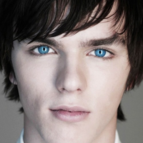 I love @Nicholashoult
