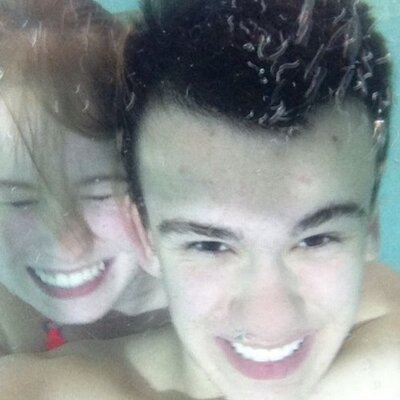 Profile Picture of Brittany Saylor &nbsp;☺&nbsp;✌ (@britt32312) on Twitter