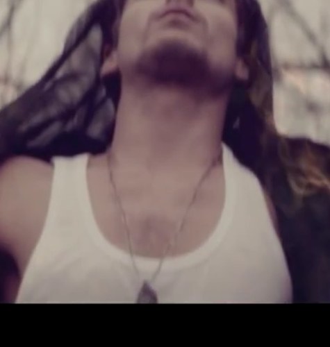 LarryYorobot's profile picture. Soy alguien que ya conocen, pero con cuenta anonima y nueva :)